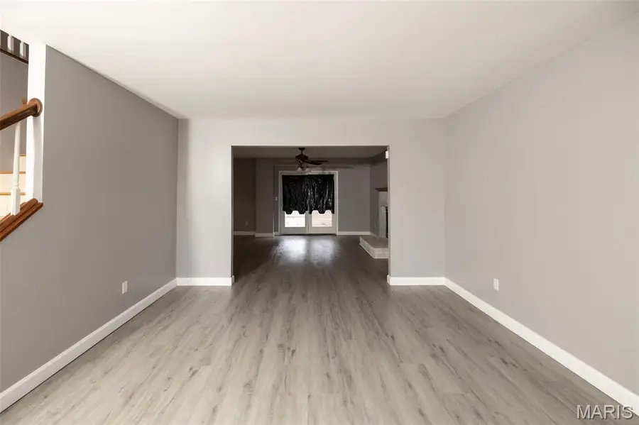 5439 Vernon Avenue, Saint Louis, MO 63112 - #3