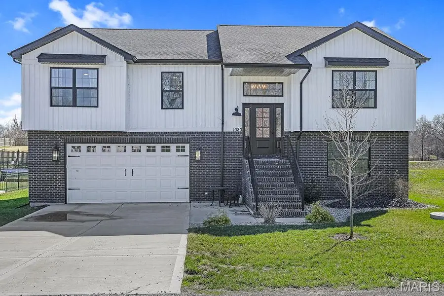 1080 Barbados Drive, Edwardsville, IL 62025 - #2