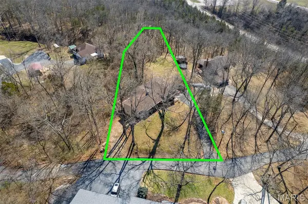 5 Seclusion, Festus, MO 63028