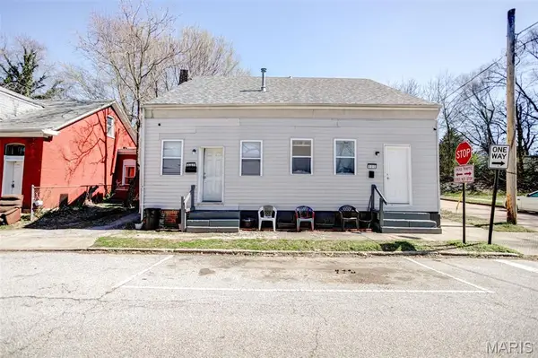 402 N 1st Street #400/402, Belleville, IL 62220