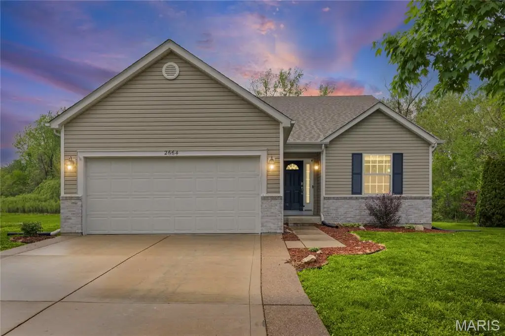 2664 Shorewood Drive, Florissant, MO 63031 - #1