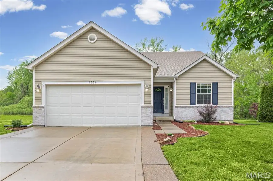2664 Shorewood Drive, Florissant, MO 63031 - #2