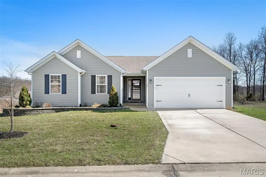 36 Hunters Pointe Drive, Winfield, MO 63389 - #2