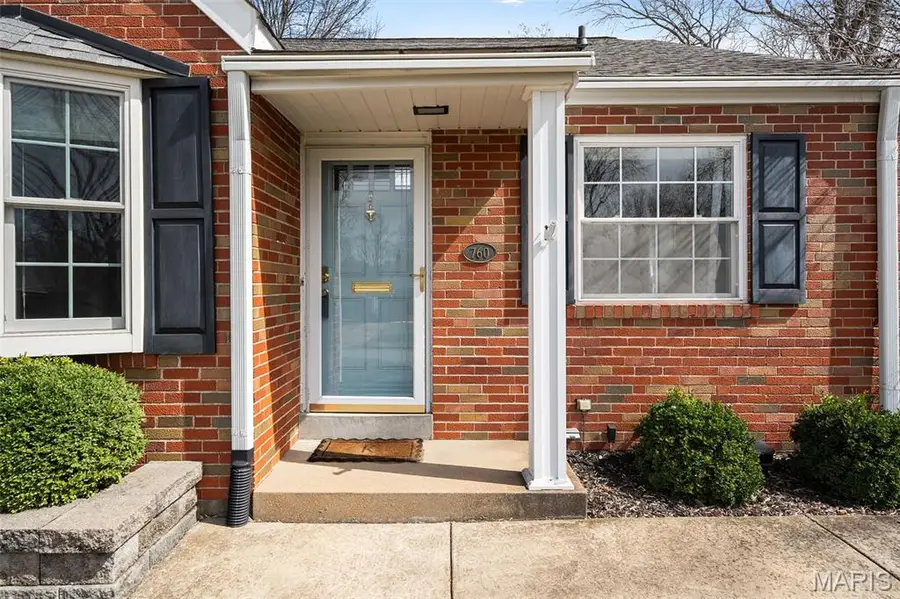 760 Glenway Drive, Glendale, MO 63122 - #3