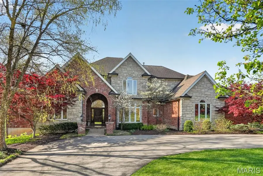 11 Fielding Road, Ladue, MO 63124 - #2