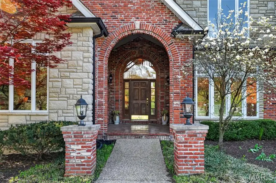 11 Fielding Road, Ladue, MO 63124 - #3