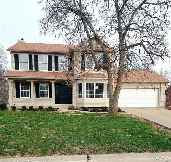 878 Whispering Windsong Drive, O'Fallon, MO 63366