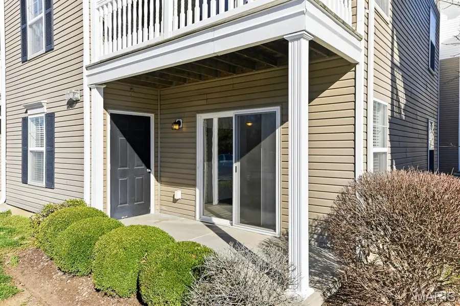 9755 Newham Drive #10D, Saint Louis, MO 63123 - #3