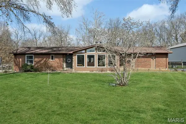 3337 Heavenly Drive, Trenton, IL 62293