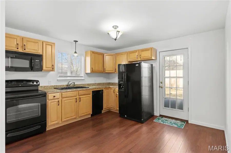 723 N 7th Street, Saint Charles, MO 63301 - #2