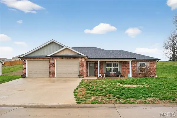 467 Castle Leoch Drive, Jackson, MO 63755