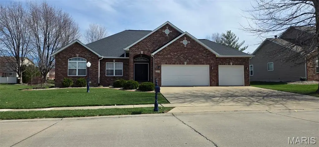 3352 Garvey Lane, Edwardsville, IL 62025 - #1