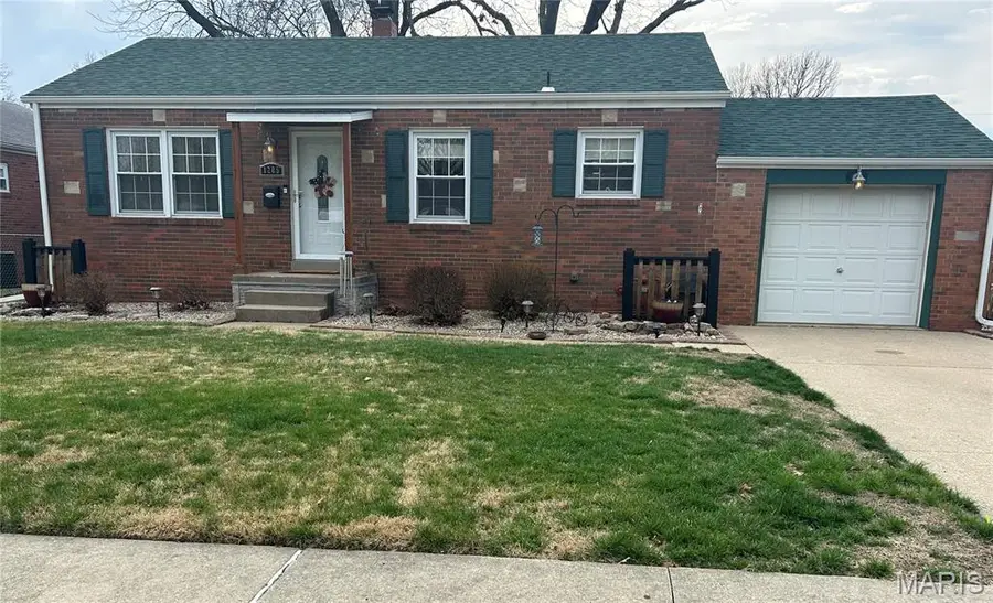 1205 Harrison Street, Edwardsville, IL 62025 - #2