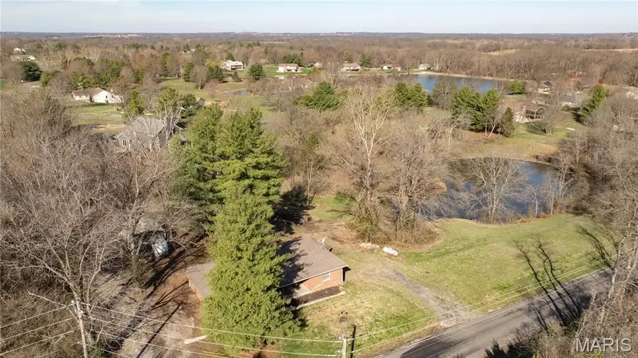 8010 Davis Lane, Godfrey, IL 62035 - #2