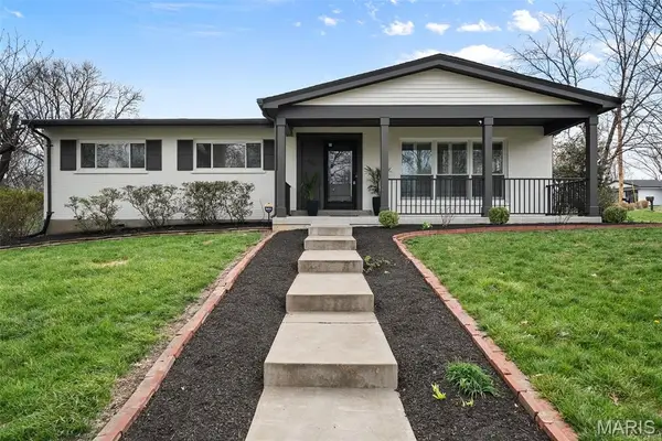 500 Beaucaire Drive, Warson Woods, MO 63122