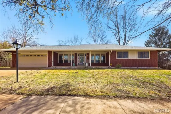 1500 Heirloom Court, Unincorporated, MO 63146