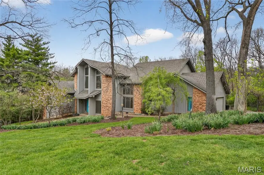 12815 Topping Manor Drive, Missouri River, MO 63131 - #3