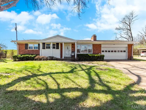 642 Laven Del Lane, Kirkwood, MO 63122