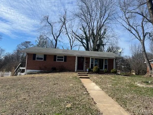 101 Ladue Road, Belleville, IL 62223