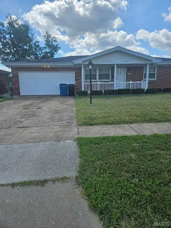 4618 Weber Road, Saint Louis, MO 63123 - #1