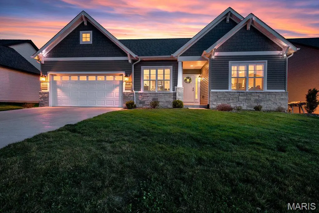 2609 Windsor Crest Court, Belleville, IL 62221 - #1