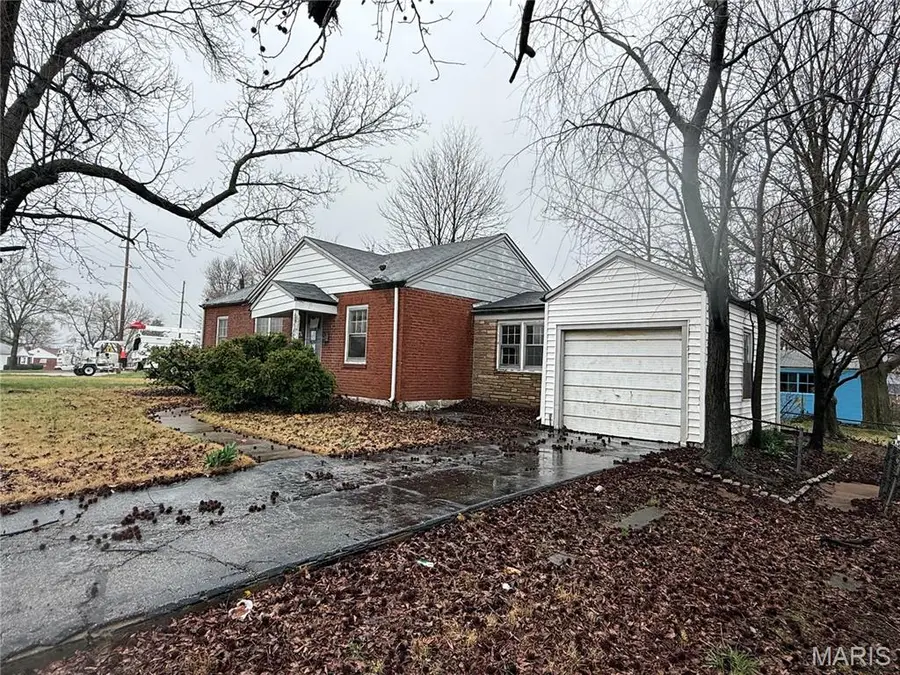 3636 Ashby Road, Saint Ann, MO 63074 - #2