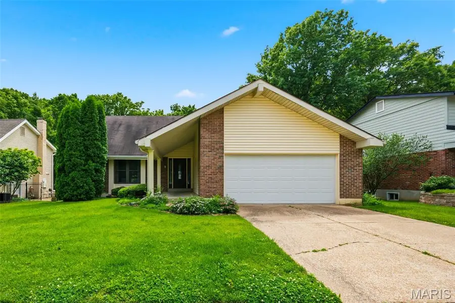 1089 Pinrun Drive, Ballwin, MO 63011 - #2
