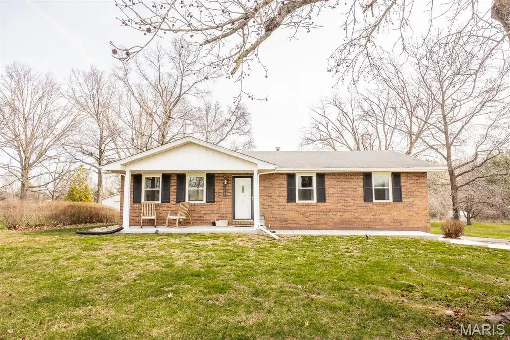 2340 Marine Road, Highland, IL 62249 - #1