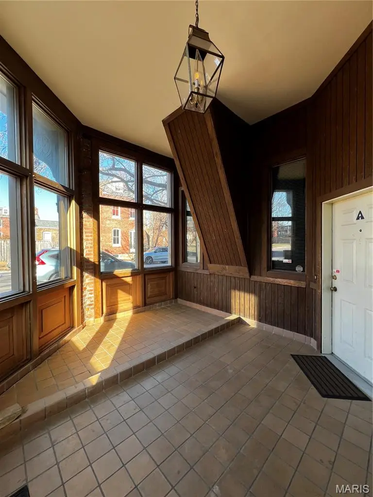 2200 Menard Street, Saint Louis, MO 63104 - #3