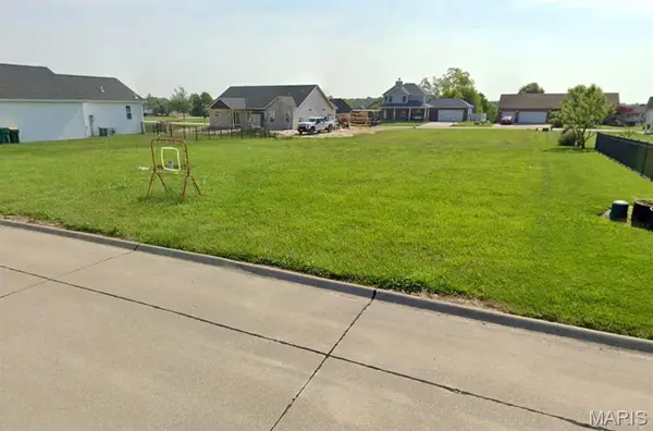 405 Bardswell Drive, Millstadt, IL 62260