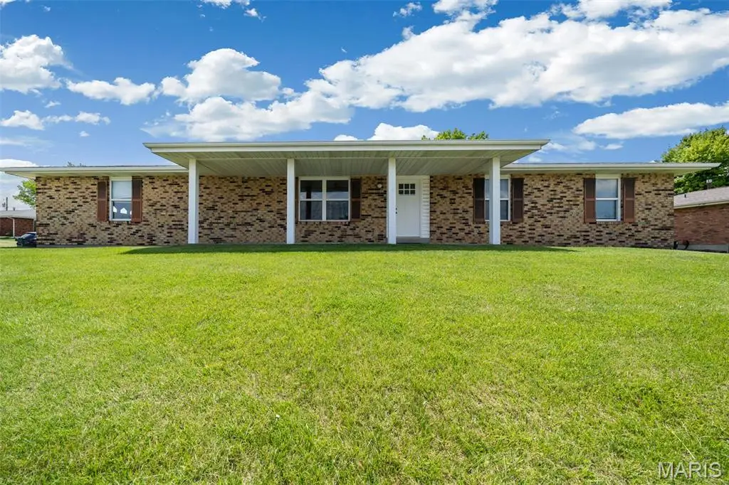 3213 Apple Drive, Saint Charles, MO 63301 - #1