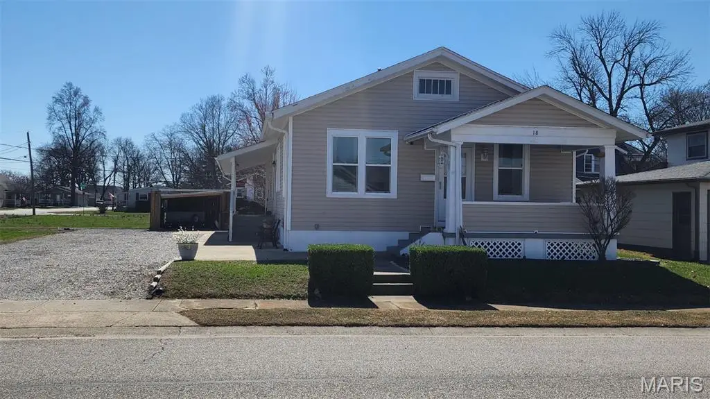 18 E State Street, Mascoutah, IL 62258 - #1