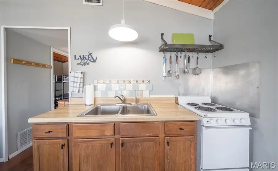 1946 Lakeshore Drive, Cuba, MO 65453 - #3