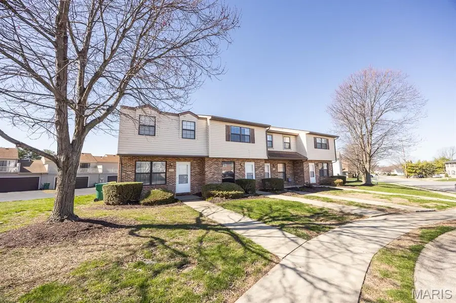 411 Donna Drive, Ofallon, IL 62269 - #2