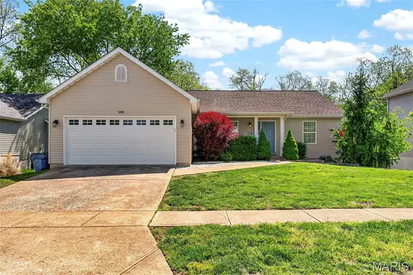 1259 Rockwood Forest Drive, Arnold, MO 63010