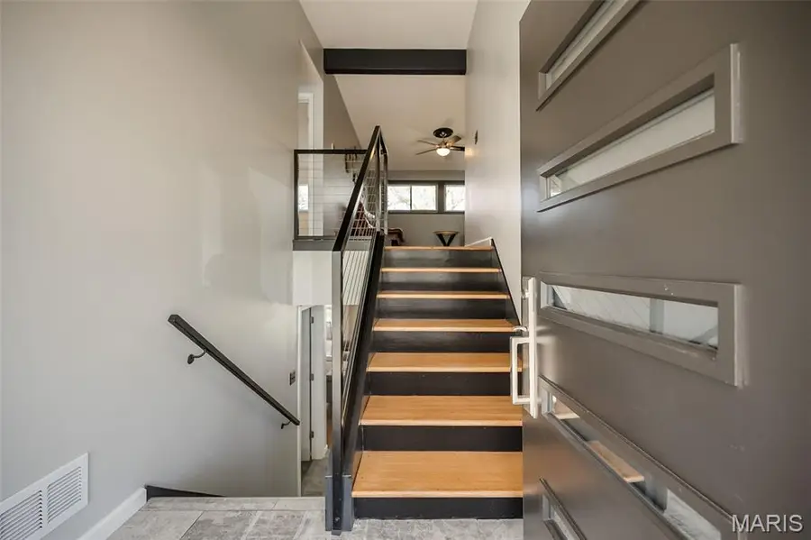 702 Culloden Road, Saint Louis, MO 63122 - #3