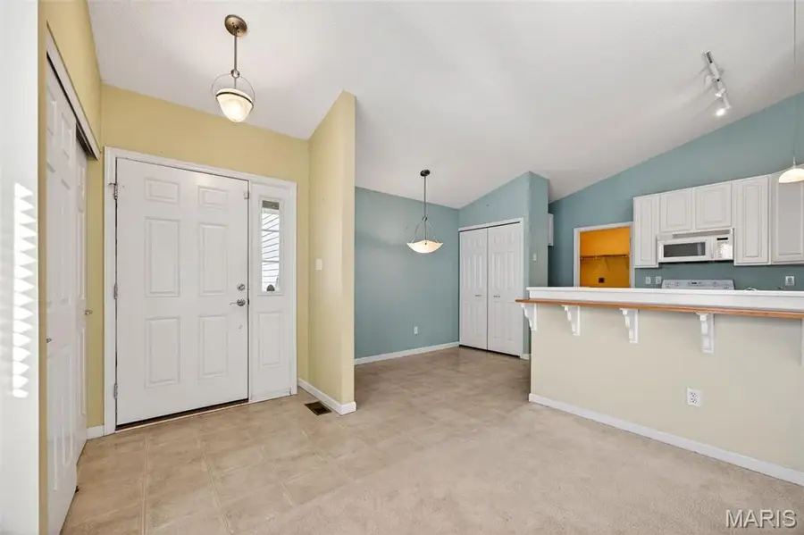 214 Maryland Drive #26B, Ofallon, MO 63366 - #3