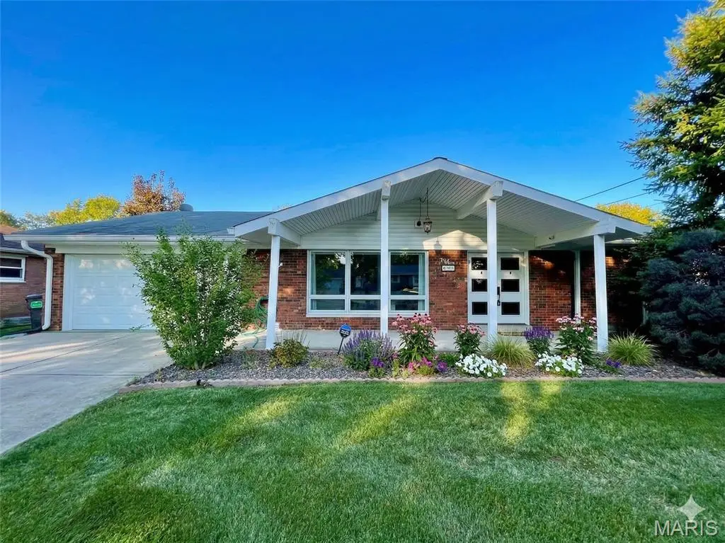 9 Joseph Drive, Fairview Heights, IL 62208 - #1