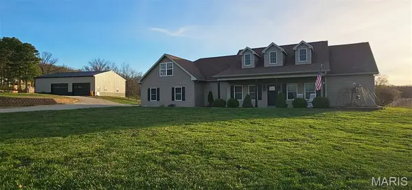 5437 Highway D, Farmington, MO 63640