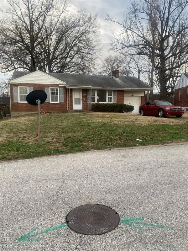 9456 Bagley Drive, St Louis, MO 63136