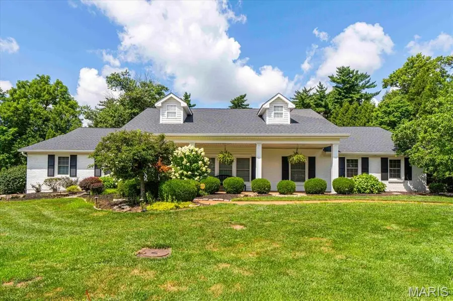 1831 Camberly Road, Des Peres, MO 63131 - #3