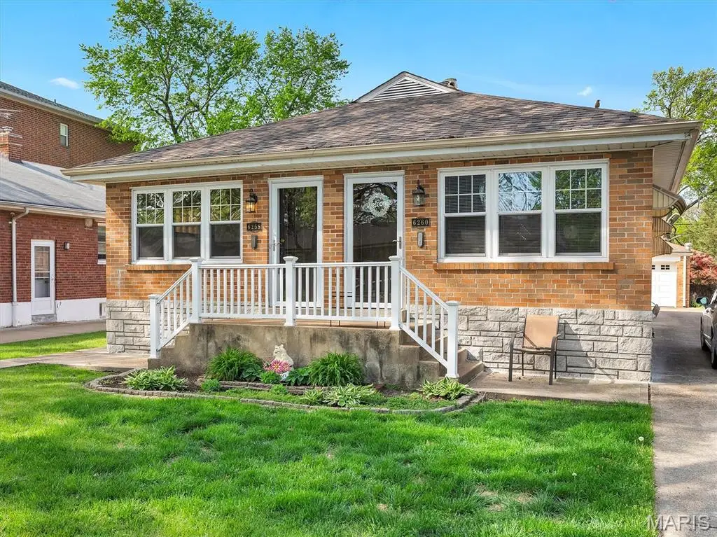 6258 Sunshine Drive, Saint Louis, MO 63109 - #1
