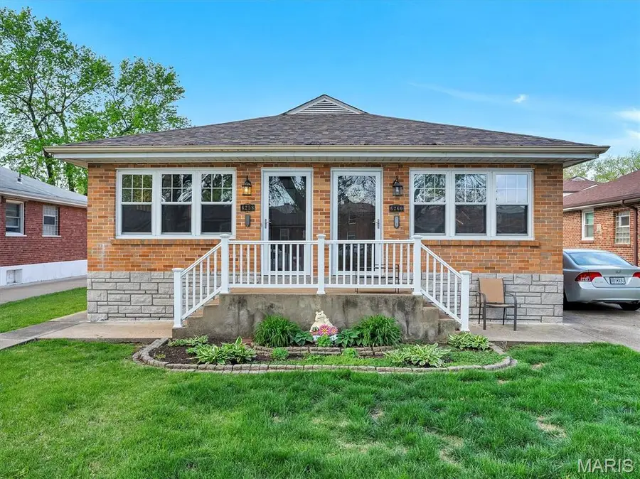 6258 Sunshine Drive, Saint Louis, MO 63109 - #2