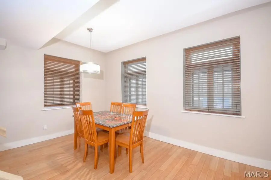 603 Westgate Avenue #603C, Saint Louis, MO 63130 - #2