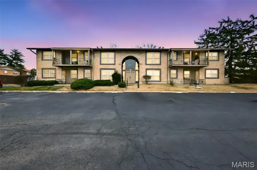 3181 Carefree Lane #A, Florissant, MO 63033 - #2