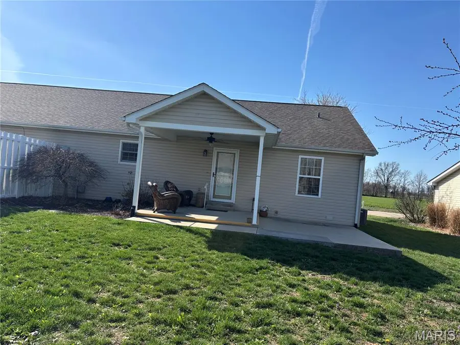 277 Kaskaskia, Red Bud, IL 62278 - #2