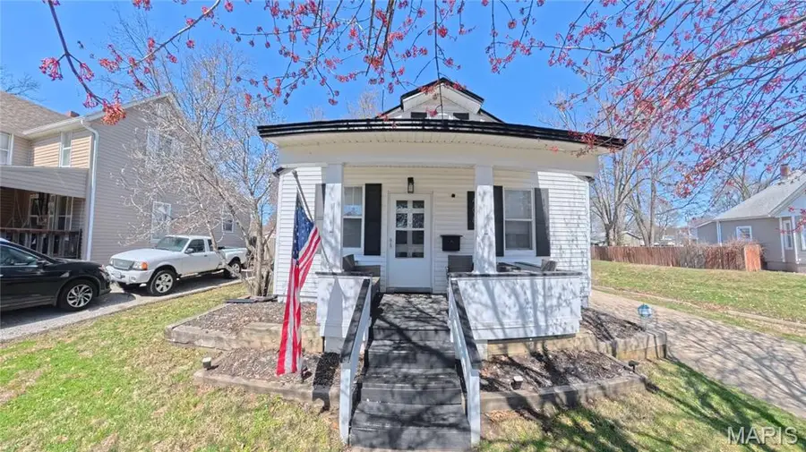 408 E Washington Street, O Fallon, IL 62269 - #2