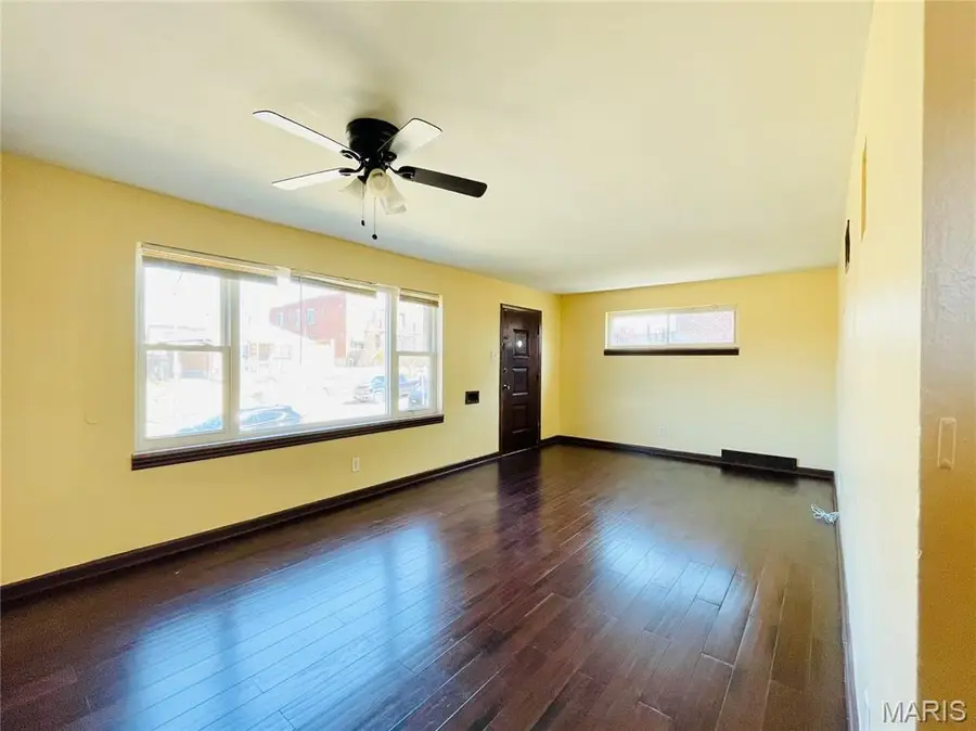 4544 Elmbank Avenue, Saint Louis, MO 63115 - #3