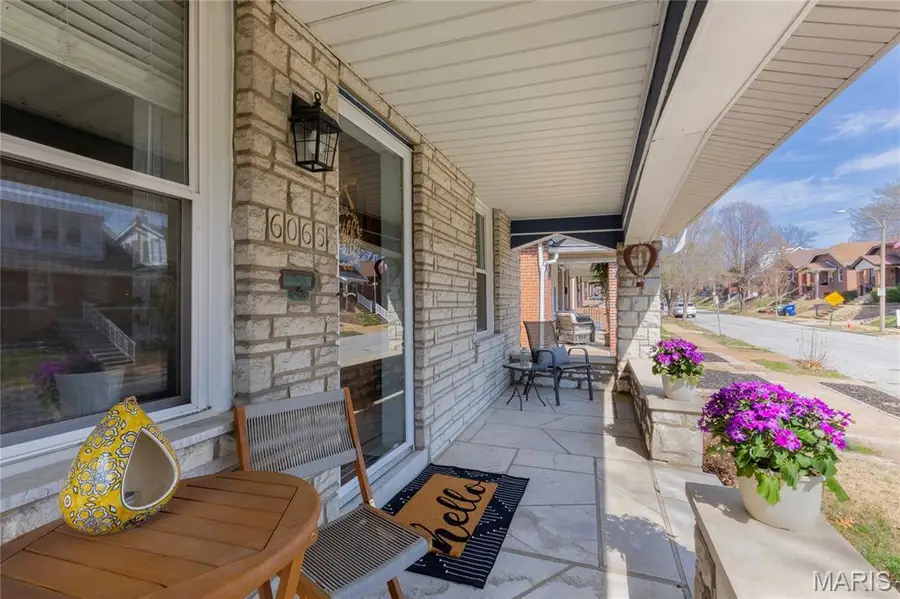 6065 Wanda Avenue, Saint Louis, MO 63116 - #3