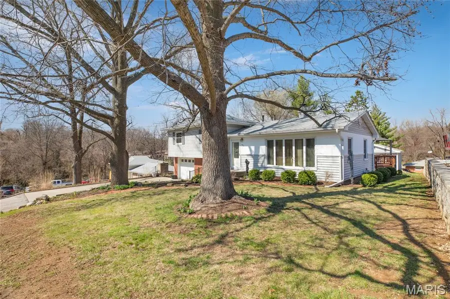 457 W Rosewood, East Alton, IL 62024 - #2